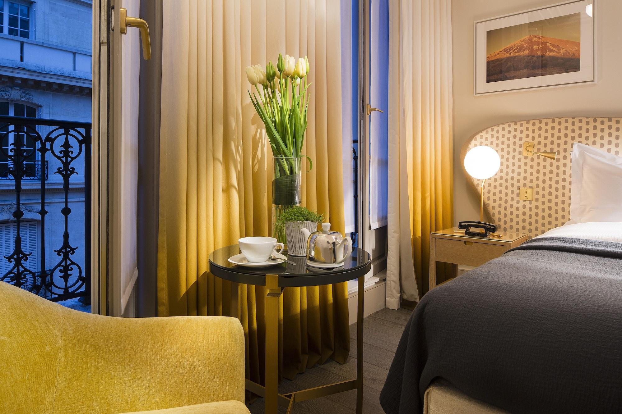 Hotel Le Marianne Париж Екстериор снимка