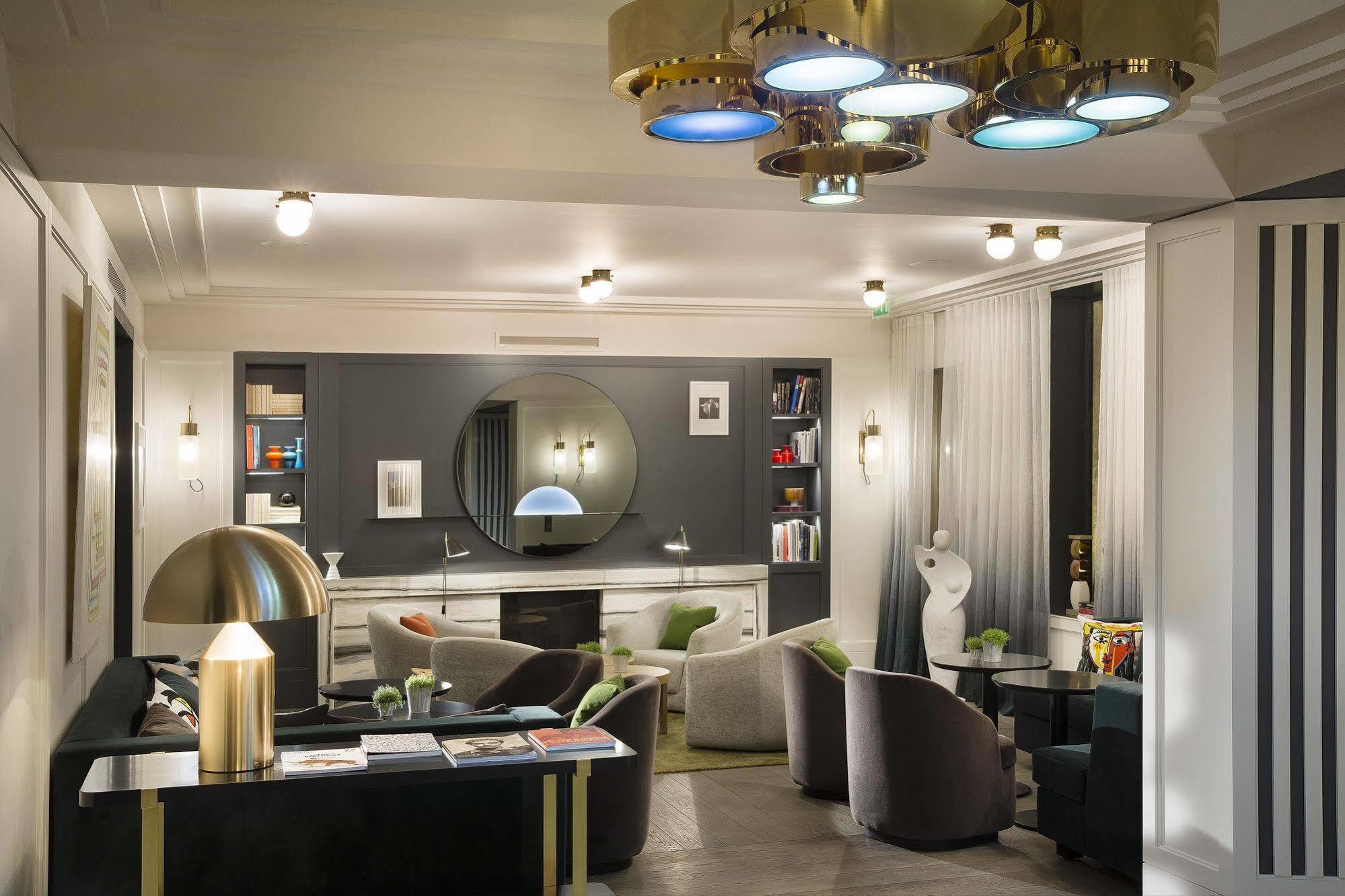 Hotel Le Marianne Париж Екстериор снимка